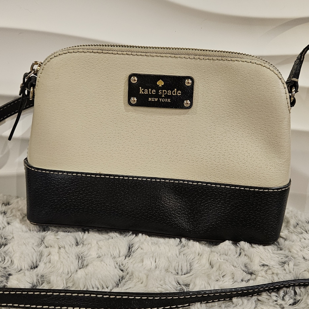 Kate Spade Two-Tone Black and Cream Crossbody Bag